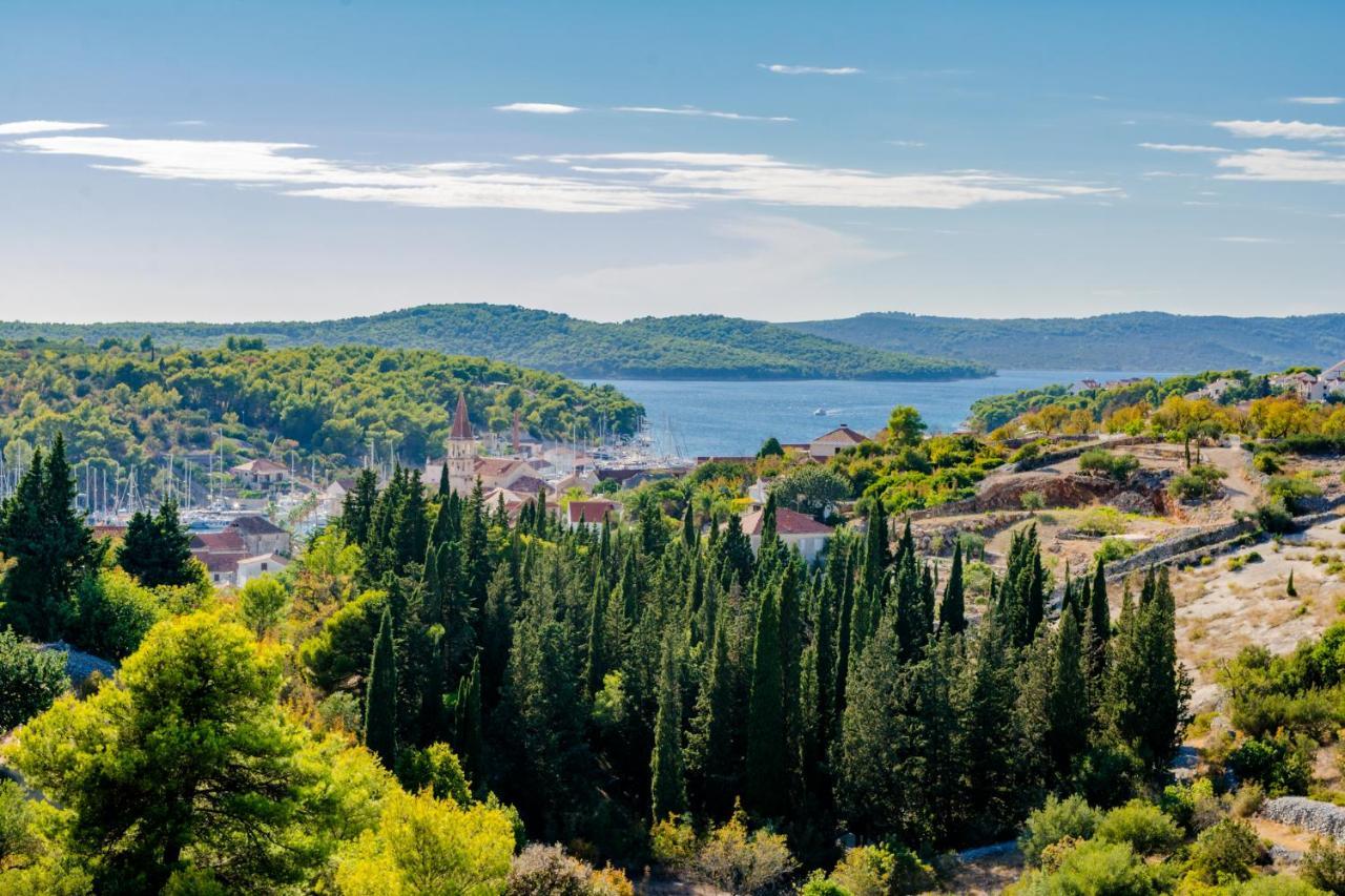 Mladinic Palace Milna (Brac) Exterior foto