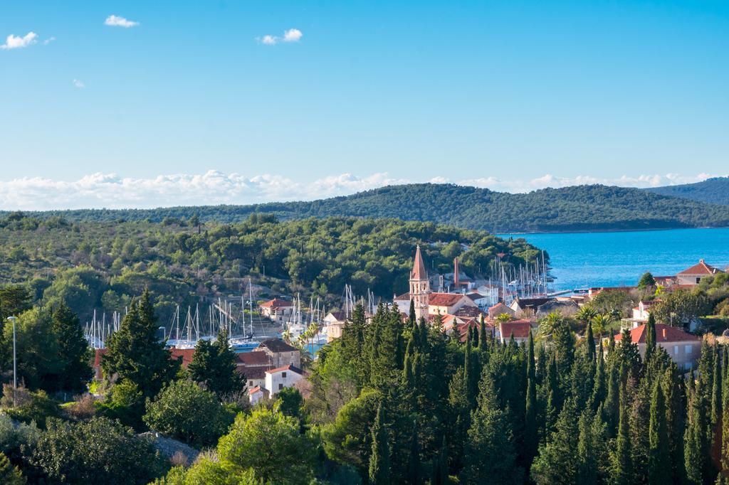 Mladinic Palace Milna (Brac) Exterior foto